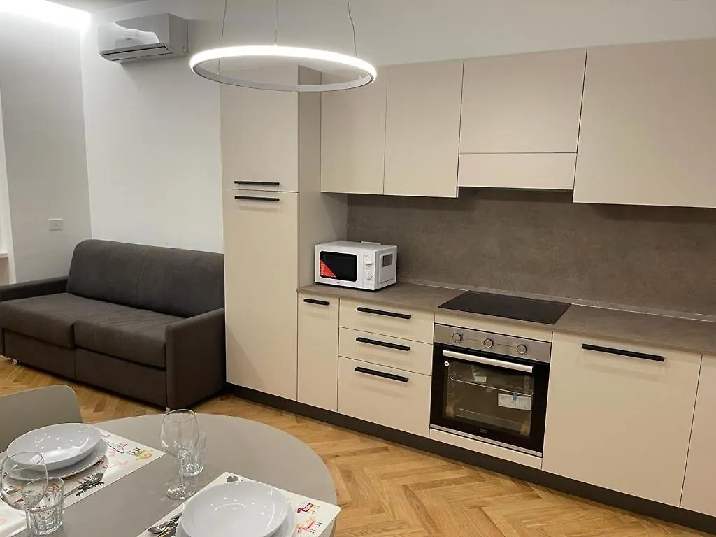 Apartment Imhome - Porta Vittoria Milan